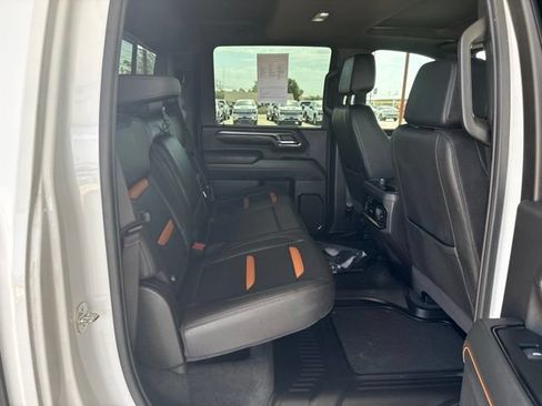 Used 2024 GMC Sierra 2500 AT4 w/ AT4 Premium Plus Package AWD/4WD image 12