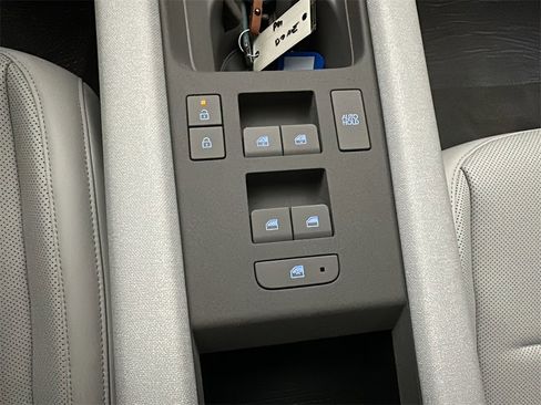 New 2025 Hyundai Ioniq 6 SEL image 26