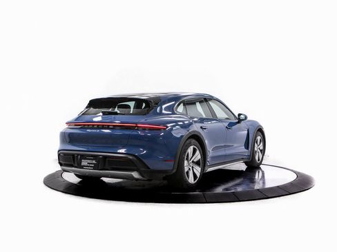 Certified 2023 Porsche Taycan 4 Cross Turismo image 7
