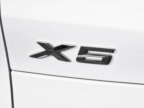 Used 2020 BMW X5 xDrive40i w/ M Sport Package AWD/4WD image 90
