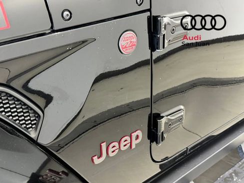 Used 2023 Jeep Gladiator Rubicon w/ Trailer Tow Package image 7