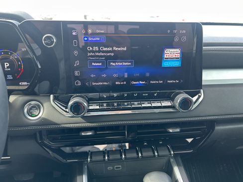 Used 2024 Chevrolet Colorado LT w/ LT Convenience Package III image 15