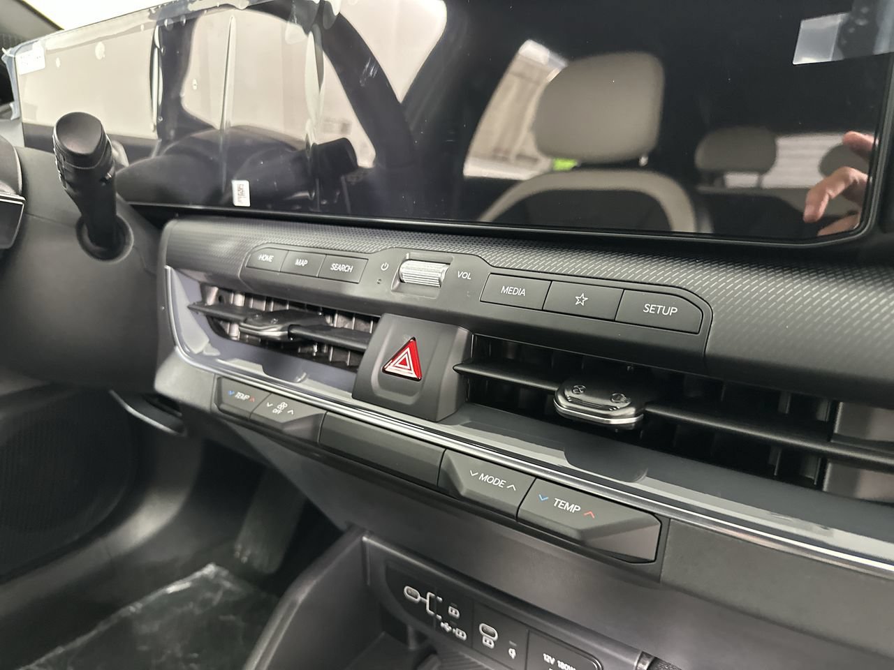 New 2027 Kia K4 GT-Line FWD image 15