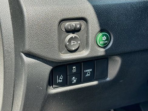 Used 2024 Honda Ridgeline RTL image 11