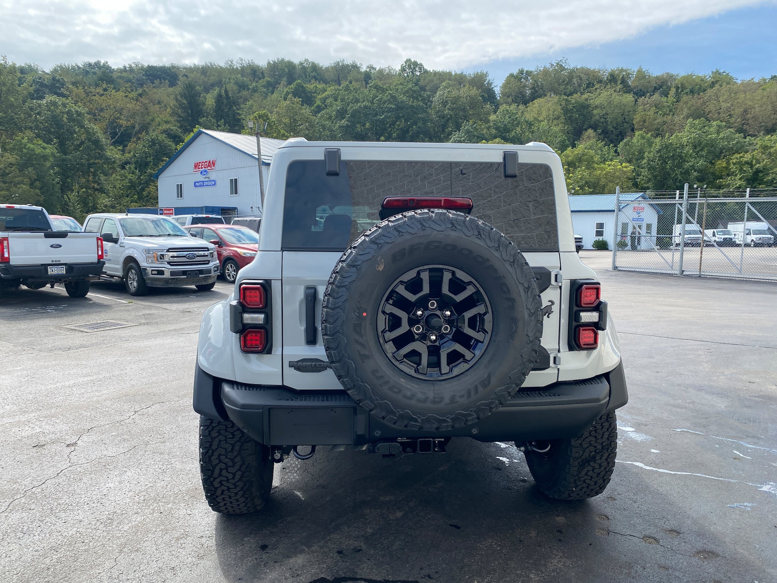 New 2026 Ford Bronco Raptor AWD/4WD image 9