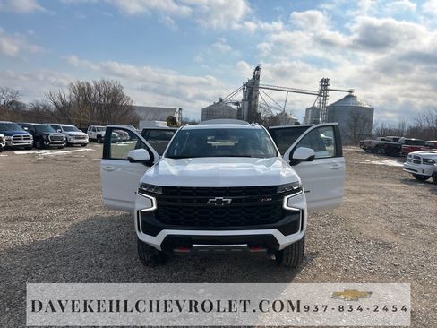 Used 2024 Chevrolet Suburban Z71 w/ Z71 Off-Road Package image 34