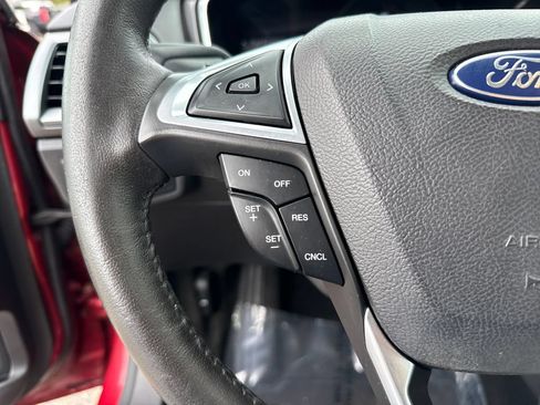 Used 2016 Ford Fusion Titanium FWD image 14