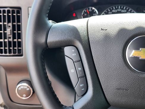 Used 2022 Chevrolet Express 3500 w/ Power Convenience Package RWD image 19