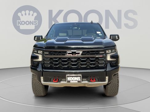 Used 2022 Chevrolet Silverado 1500 ZR2 w/ Technology Package AWD/4WD image 11