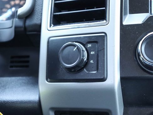 Used 2019 Ford F450 Lariat image 35