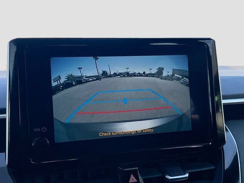 Used 2025 Toyota Corolla SE w/ SE Package FWD image 13