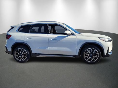 New 2025 BMW X1 xDrive28i w/ Technology Package image 8