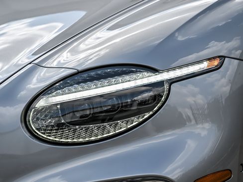 New 2026 Bentley Continental GT Azure AWD/4WD image 7
