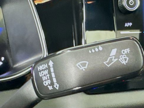 Used 2025 Volkswagen Jetta Sport FWD image 14