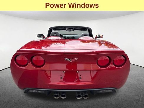 Used 2013 Chevrolet Corvette 427 w/ 1SB Preferred Equipment Group RWD image 11