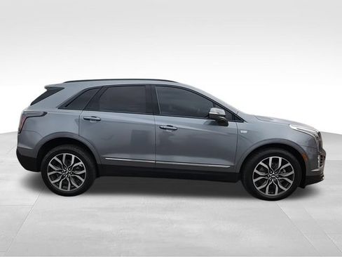 Used 2021 Cadillac XT5 Sportv w/ Platinum Package AWD/4WD image 9