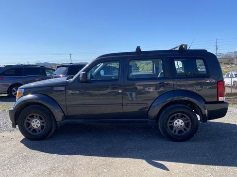 Used 2011 Dodge Nitro SE image 8