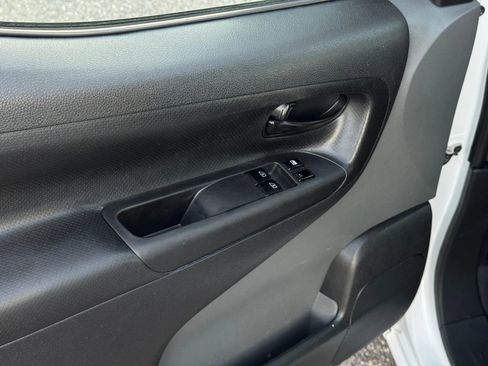 Used 2020 Nissan NV200 S w/ Back Door Glass Package image 27