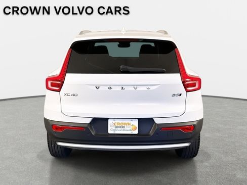 Used 2024 Volvo XC40 B5 Ultimate w/ Protection Package Premier image 7
