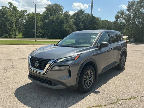 Used 2023 Nissan Rogue S AWD/4WD image 1