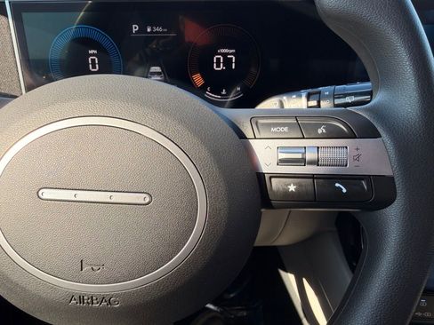 Used 2026 Hyundai Tucson SEL image 16