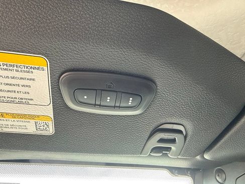Used 2024 Jeep Wrangler Unlimited Rubicon w/ Convenience Group AWD/4WD image 25