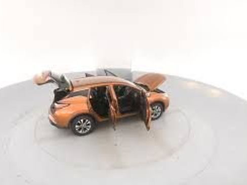 Used 2015 Nissan Murano S w/ Navigation Package AWD/4WD image 2