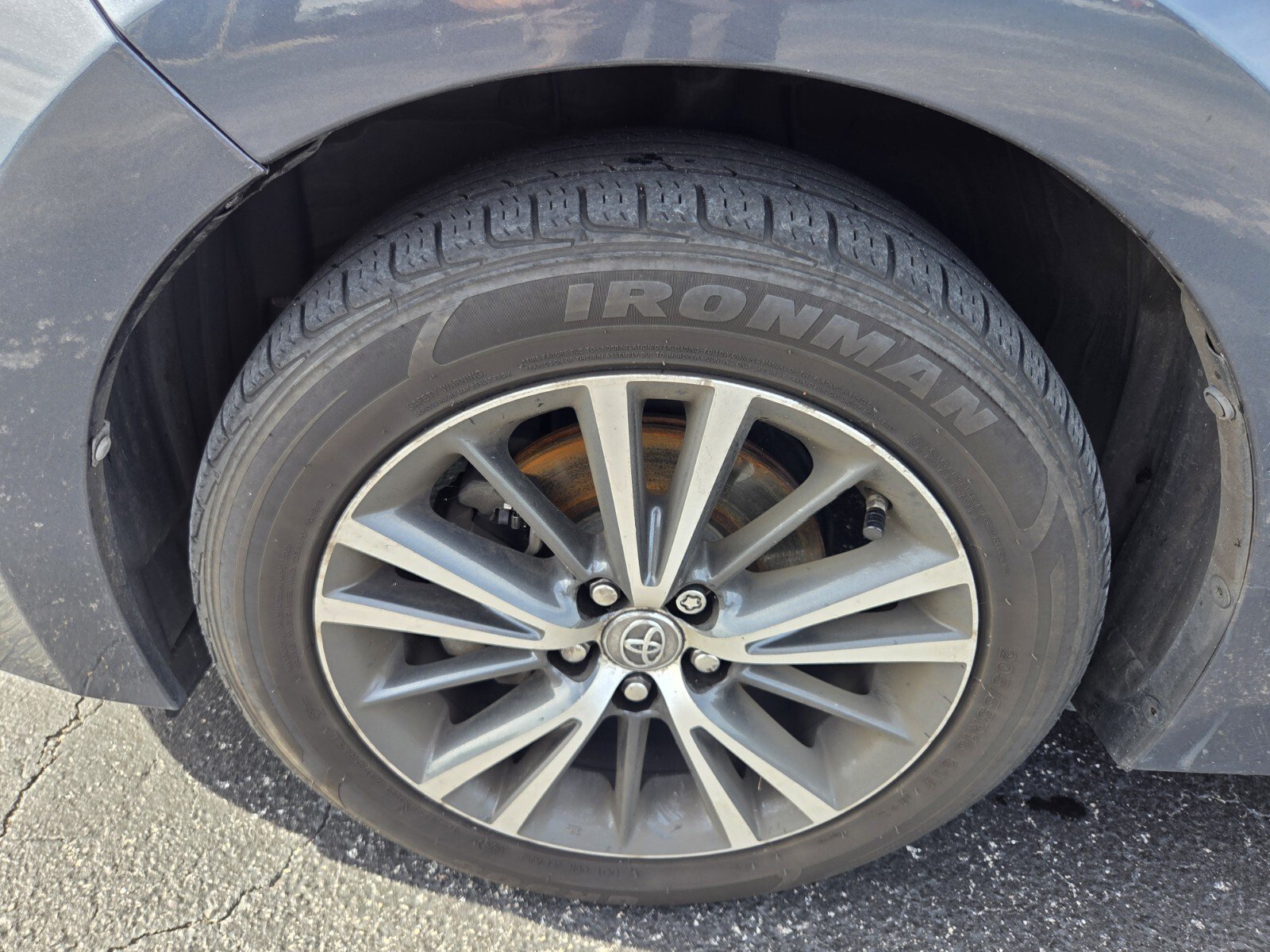 Used 2016 Toyota Corolla LE FWD image 19