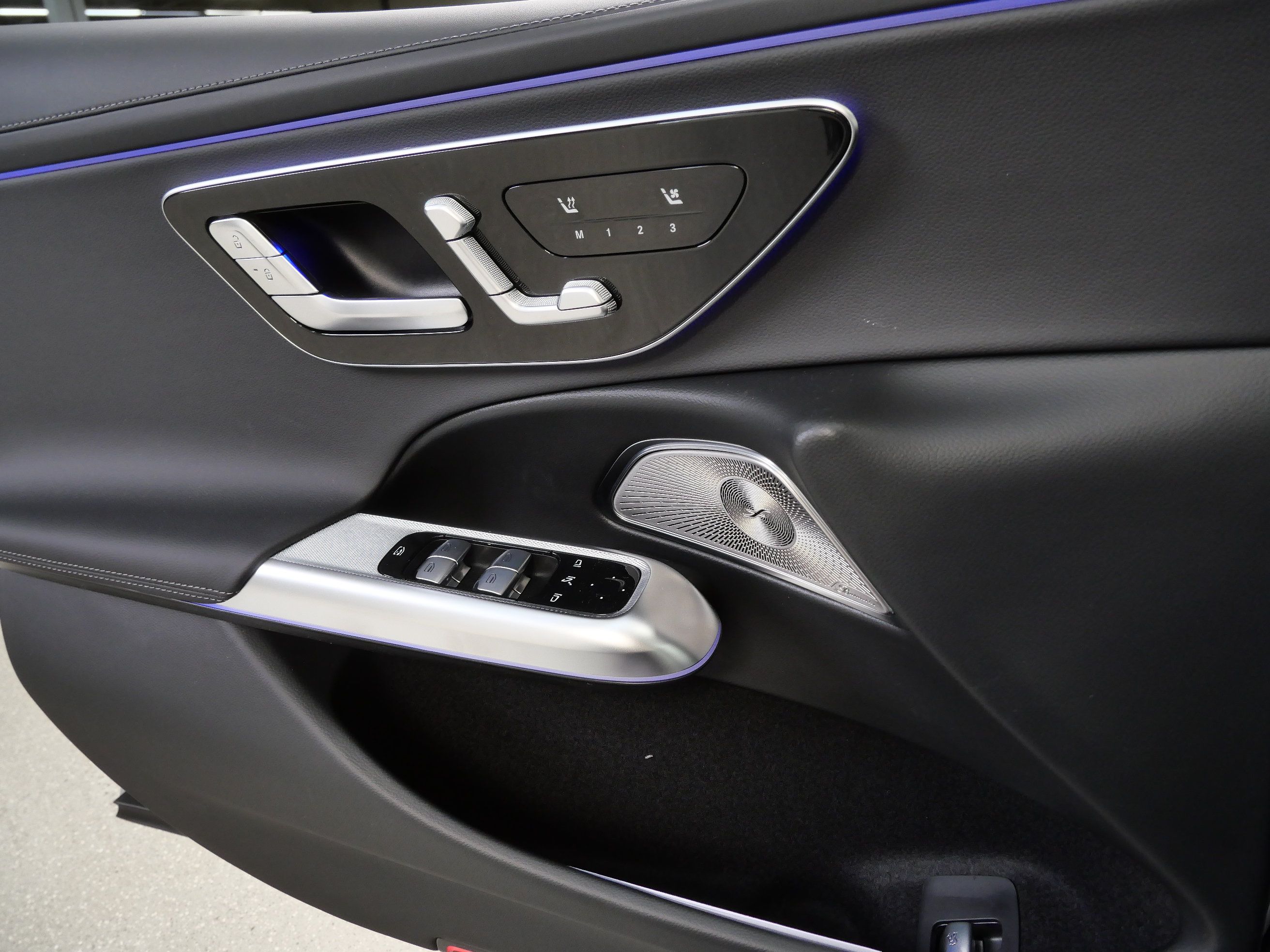 New 2026 Mercedes-Benz E 450 4MATIC Sedan image 13