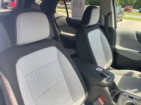 Used 2019 Chevrolet Equinox LT FWD image 33