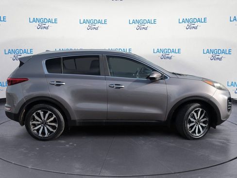 Used 2018 Kia Sportage EX AWD/4WD image 3