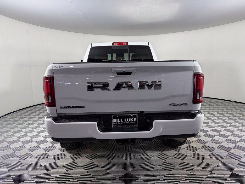 Used 2026 RAM 2500 Laramie AWD/4WD image 9