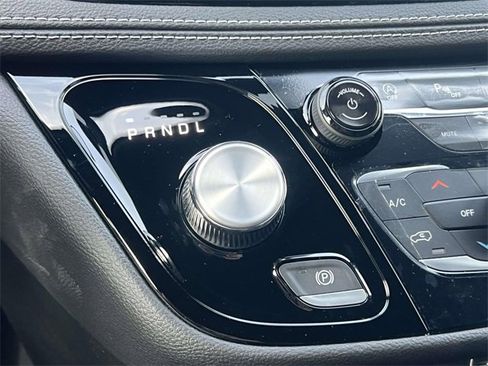 New 2026 Chrysler Pacifica Select image 19