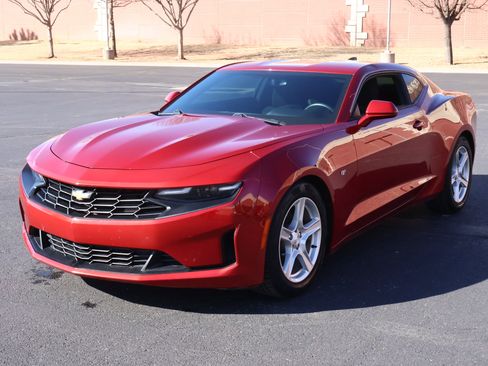 Used 2019 Chevrolet Camaro LT image 22