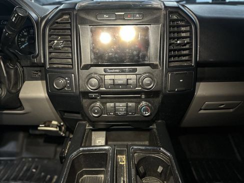 Used 2017 Ford F150 XL w/ Equipment Group 101A Mid AWD/4WD image 23