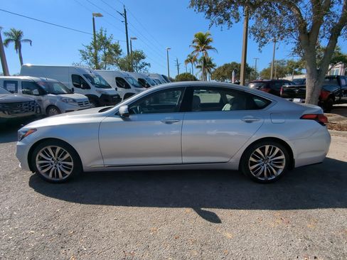 Used 2019 Genesis G80 5.0 Ultimate image 8