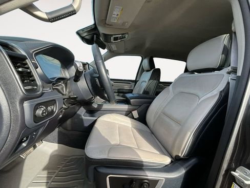 Used 2023 RAM 1500 Limited image 9