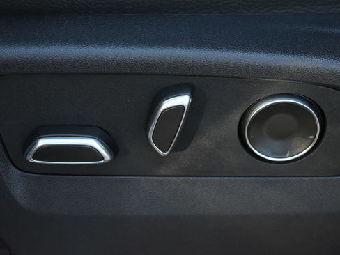 Used 2025 GMC Sierra 3500 Denali w/ Denali Reserve Package image 13