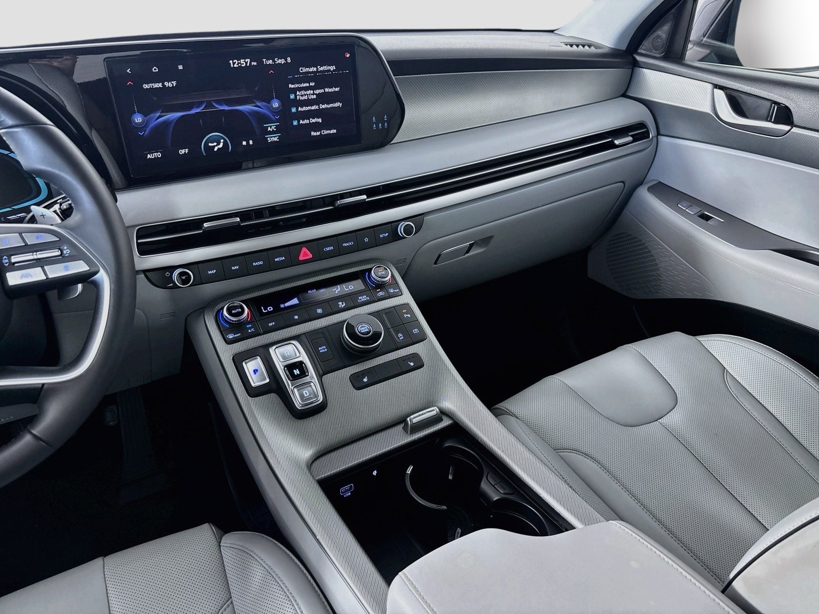 Used 2024 Hyundai Palisade SEL FWD image 22