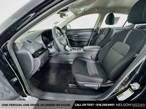 Certified 2025 Nissan Sentra SV FWD image 19