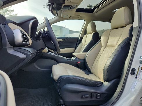 Used 2023 Subaru Outback Limited image 13