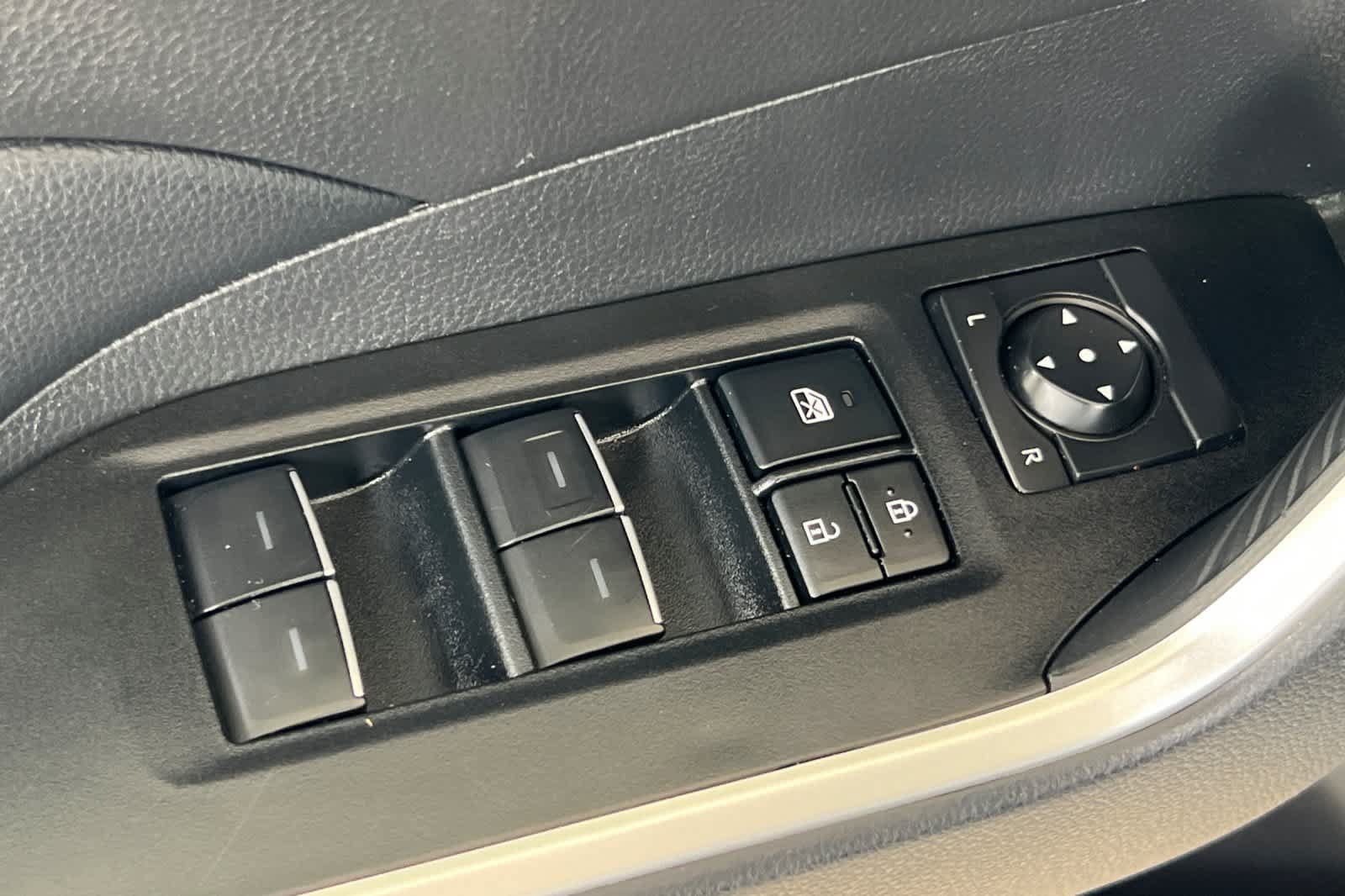 Certified 2025 Toyota RAV4 XLE AWD/4WD image 13