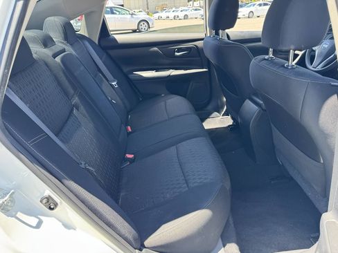 Used 2016 Nissan Altima 2.5 S w/ Power Driver Seat Package FWD image 16