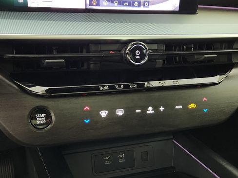Certified 2025 Nissan Murano SL AWD/4WD image 28