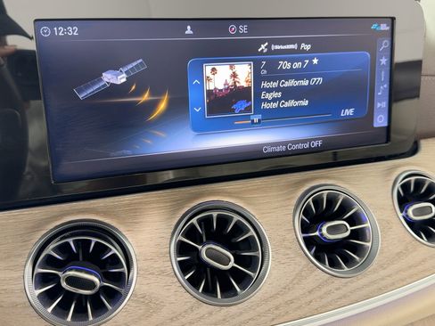 Used 2019 Mercedes-Benz E 450 Cabriolet image 21