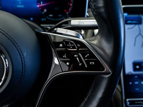 Used 2023 Mercedes-Benz S 580 4MATIC Sedan image 45