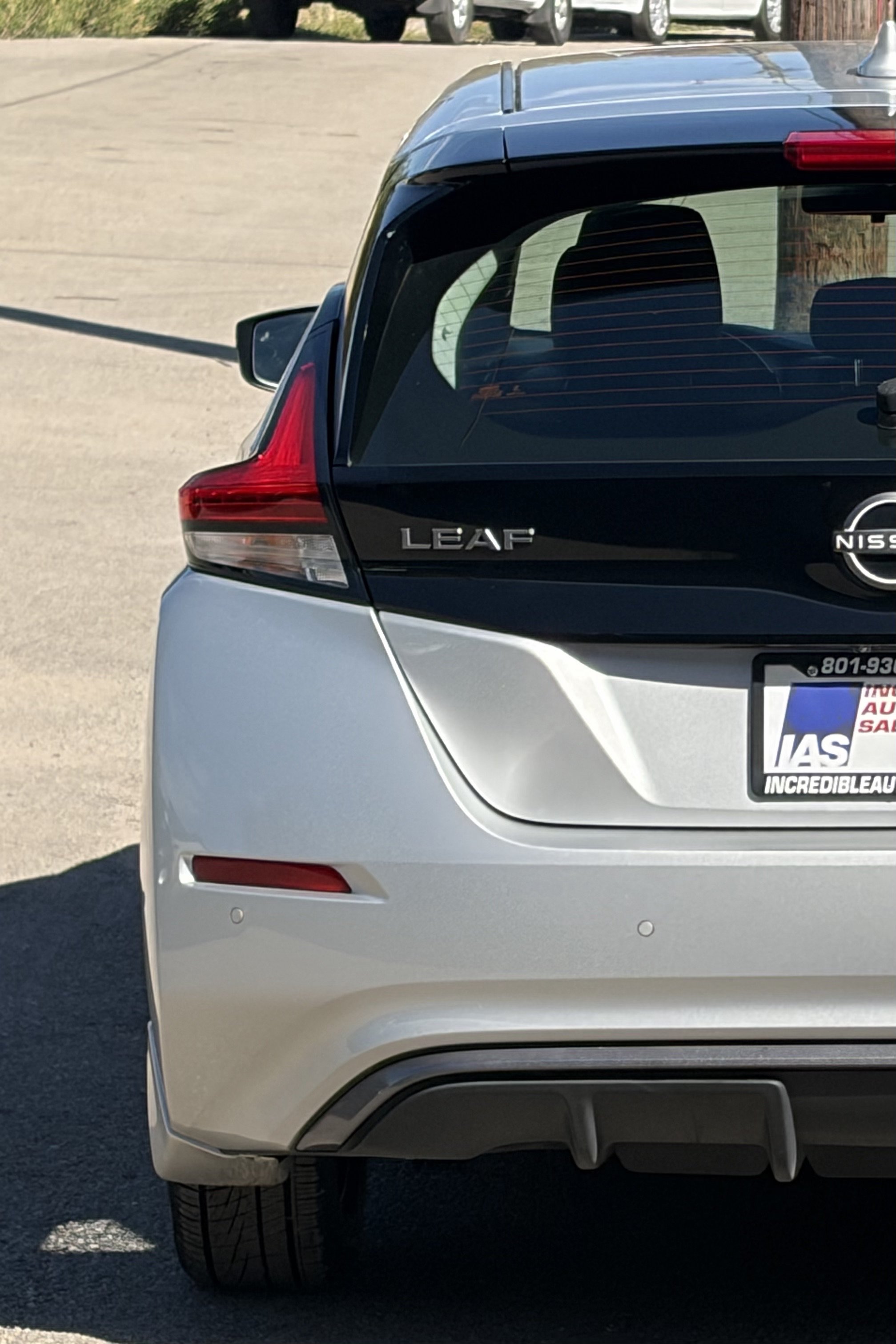 Used 2025 Nissan Leaf S FWD image 11