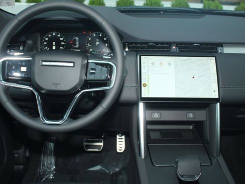 New 2026 Land Rover Discovery Sport Landmark AWD/4WD image 4