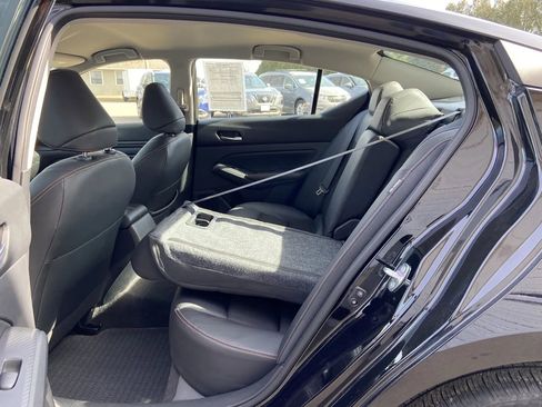 Used 2022 Nissan Altima 2.5 SR image 22