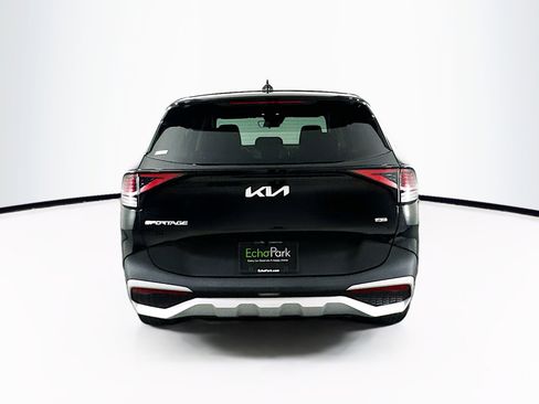 Used 2025 Kia Sportage LX image 7